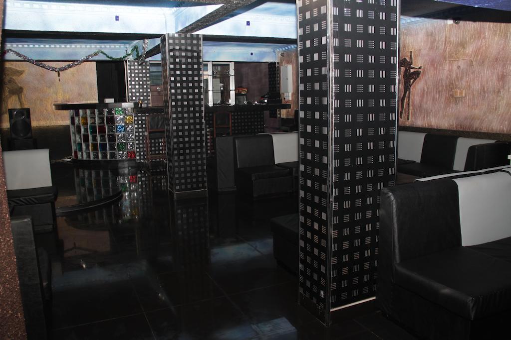 Hotel Sunhill - Коломбо Экстерьер фото