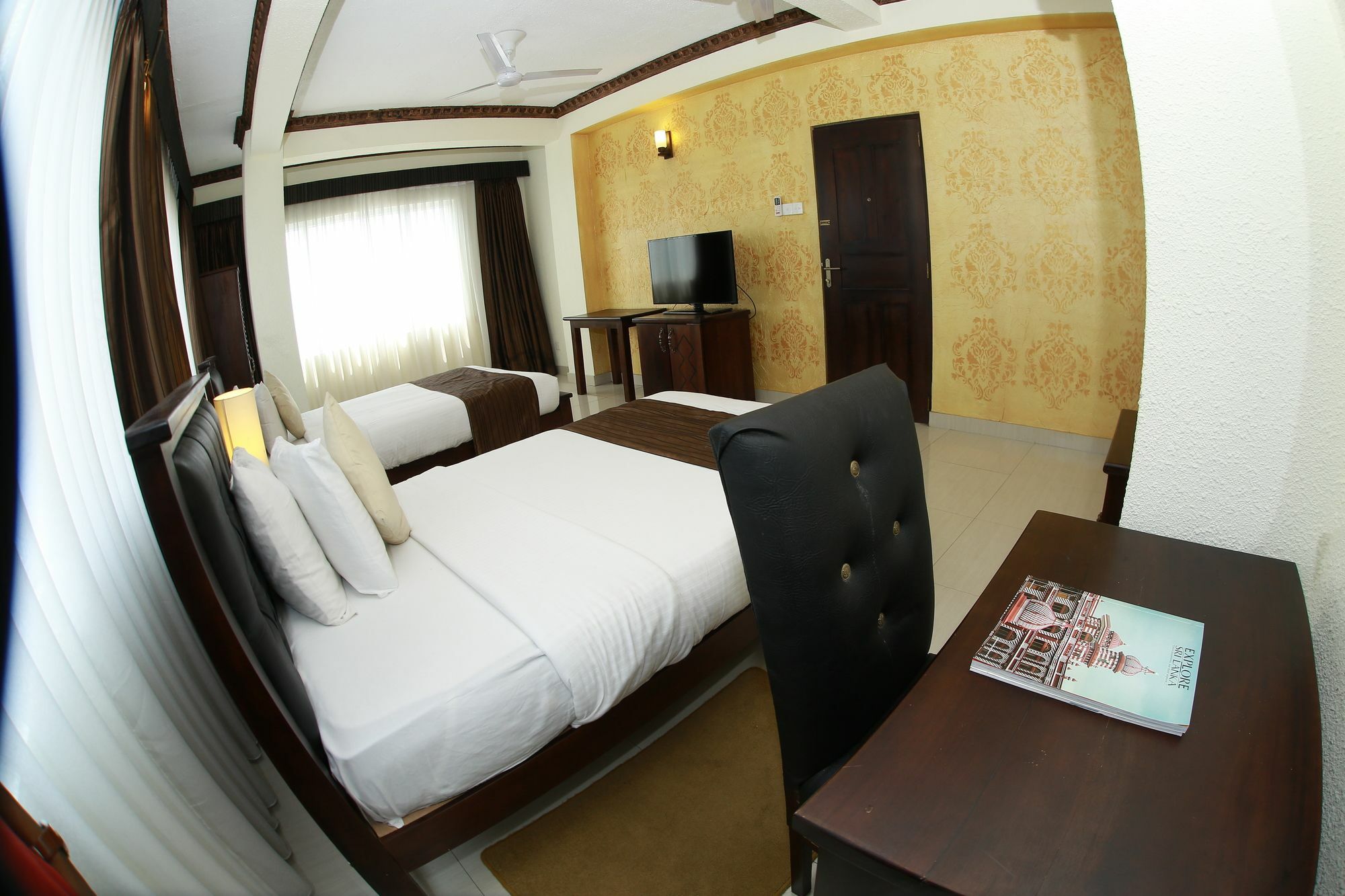 Hotel Sunhill - Коломбо Экстерьер фото